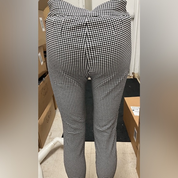 WHBM HOUNDSTOOTH PULL ON SKINNY ANKLE DRESS PANTS, SIZE 2 - Picture 2 of 5